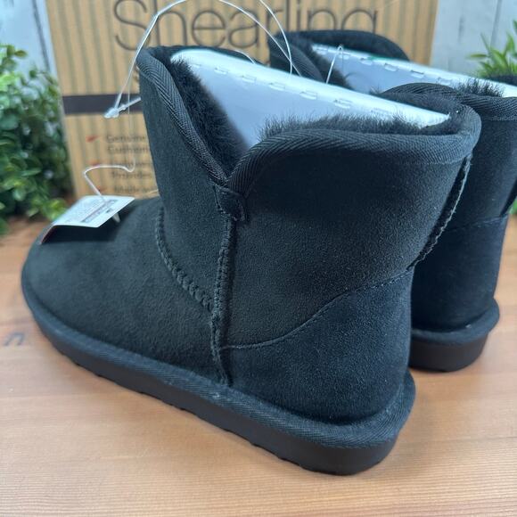 Kirkland Signature Women's Black Shearling Scalloped Edge Boots Size 9 - Picture 6 of 7